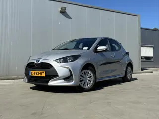 Toyota Yaris 1.5 Hybrid Active Parkeersensoren | stootlijsten