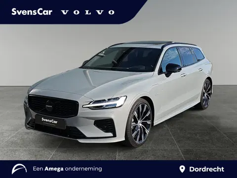 Volvo V60 2.0 T8 Plug-in hybrid AWD Ultra Dark | T8 Performance Edition | 20'' Velgen | Sportstoelen