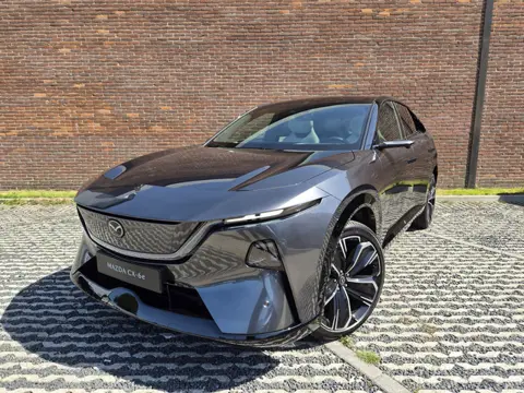 Mazda CX-6e Takumi Plus 78 kWh NAVI | APPLE CARPLAY | 26 INCH INFOTAINMENT SCHERM | RONDOMZICHT CAME