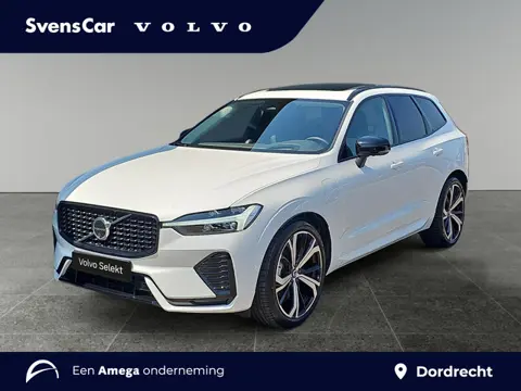 Volvo XC60 2.0 T8 Plug-in hybrid AWD Ultra Dark  Luchtvering | Bowers & Wilkins sound | Massagefunct