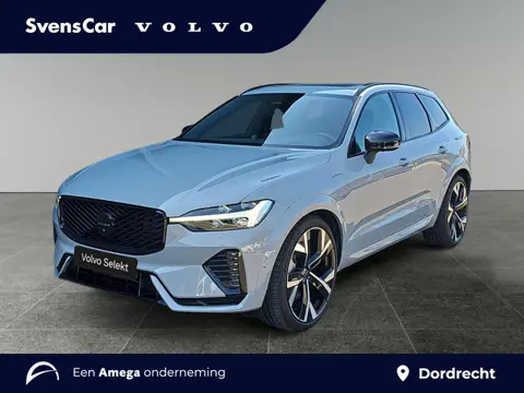 Volvo XC60 2.0 T8 Plug-in hybrid AWD Ultra Black Edition | Luchtvering | Bowers & Wilkins sound | 22