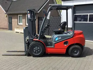 Onbekend SureStac FD30J (bj 2024)