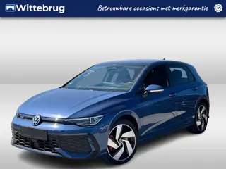 Volkswagen Golf 1.5 eHybrid 272pk GTE DSG Automaat Panoramadak / 18"LM velgen / Trekhaak / Navigatie