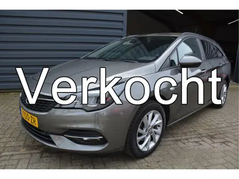 Opel Astra Sports Tourer 1.2 Business Executive Led Navigatie Stoel verw Stuur verw