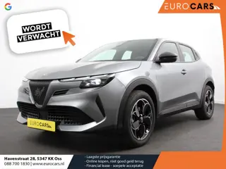 Alfa Romeo Junior Elettrica Automaat 156PK Adaptieve Cruise Control LMV 18 inch Full Led Matrix Park