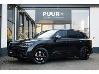 Volkswagen Touareg 3.0 TSi 4MOTION R Pano - Soft Close - Massage - Luchtvering - Dynaudio