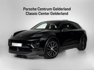 Porsche Macan 4
