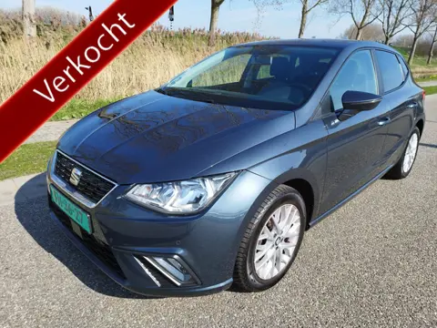 SEAT Ibiza 1.0 TSI Excellence ** NAVI ** Carplay ** Bluetooth ** CAMERA **