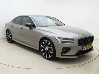 Volvo S60 B4 211pk Automaat R-Design / Adaptieve cruise / H&K Audio / Stylingkit / 20inch / Blackpac