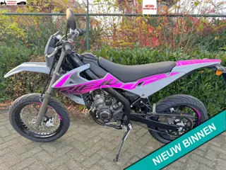 Rieju MRT SM 50 E5+ NIEUW MATT Grey / Rose BETAAL met in3