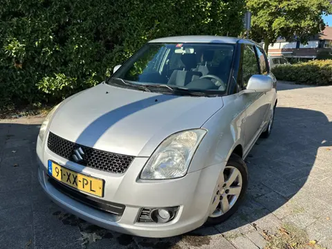 Suzuki Swift MET AIRCO & & EVT NIEUW JAAR APK!