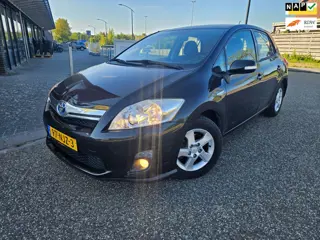 Toyota Auris 1.8 Full Hybrid Aspiration GARANTIE