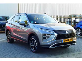 Mitsubishi Eclipse Cross 2.4 PHEV Intense+ 1-Eig. Camera, Half Leer, StoelVerw, 18"LMV, Haak 1500kg