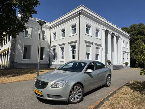 Opel Insignia 1.6 Edition (bj 2009)