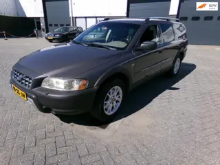 Volvo XC70 2.5 T Summum