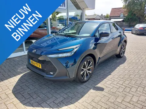 Toyota C-HR 2.0 Plug-in Hybrid 220 Dynamic Plug in Hybride,  hoge instap, automaat