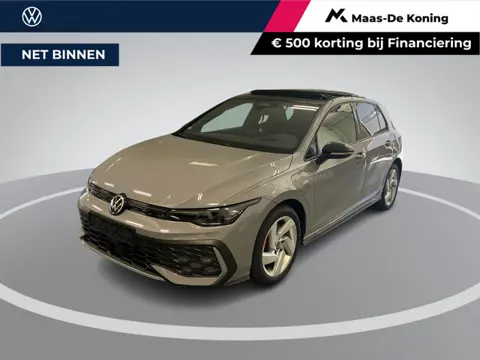 Volkswagen Golf 1.5 272pk DSG eHybrid GTE · Panoramadak · 360 Camera · Dodehoek Detectie · Stoel-& S