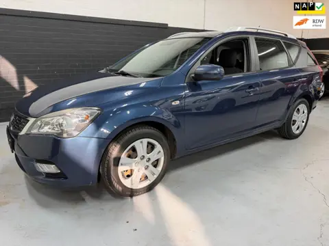 Kia Cee'd 1.4 CVVT X-ecutive Nap/Airco/APK 07-2027!