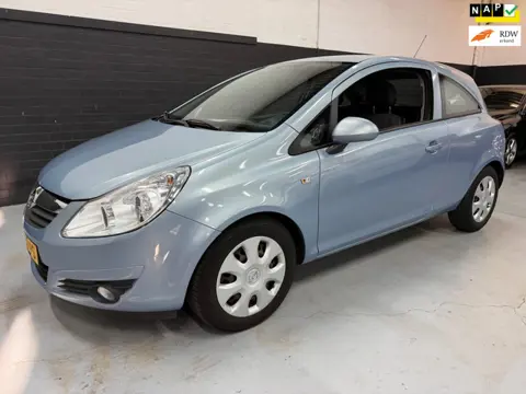 Opel Corsa 1.4-16V Enjoy Nap/Airco/APK 04-2027!