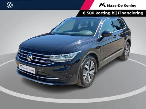 Volkswagen Tiguan 1.4TSIeHybrid/150PK R-Line Business+ · Panoramadak · Leder · Trekhaak · Camera · A