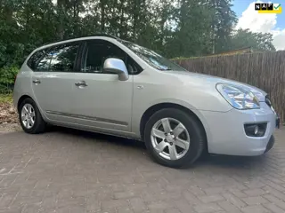 Kia Carens 2.0 CVVT X-ecutive CLIMA/CRUISE/TREKH/DEALERONDH/NAP