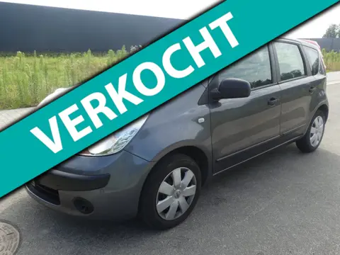 Nissan Note 1.6 Visia - Airco - Multiriemspanner maakt geluid