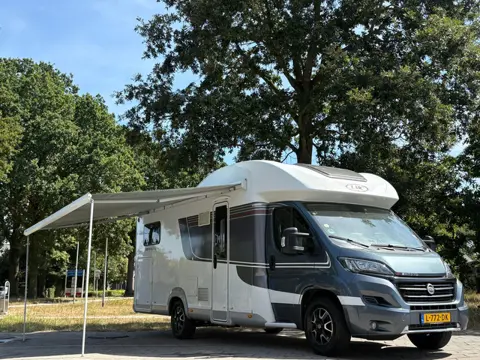 Lmc H737 |CAMPER|150PK|Automaat|EURO6|cruise|airco|achteruitrijcamera|navi|2 bedden|4 zitplaatsen|ko
