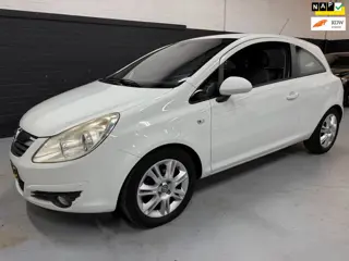 Opel Corsa 1.2-16V Cosmo Nap/AUTOMAAT/Airco/APK 08-2027!