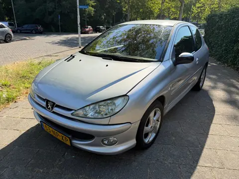 Peugeot 206 1.4-16V Quiksilver Airco