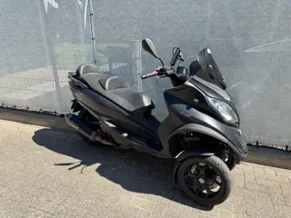 Piaggio MP3 500 LT SPORT opknapper AKRAPOVIC (bj 2015)