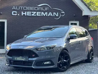 Ford Focus Wagon 2.0 ST 3 DEALEROH NIEUWSTAAT! VOL NARDO LEDER CRUISE CONTROL NAVIGATIE