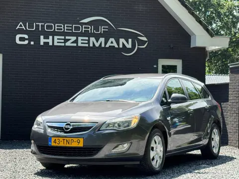 Opel Astra Sports Tourer 1.4 Business Edition Cruise Control Navigatie Airco Nieuwe APK
