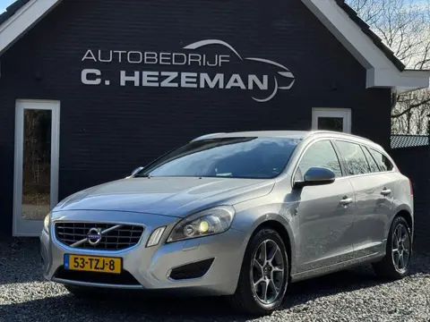 Volvo V60 1.6 T3 Ocean Race loopt op 3 cilinders LEDER XENON NAVIGATIE CRUISE CONTROL