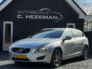 Volvo V60 1.6 T3 Ocean Race loopt op 3 cilinders LEDER XENON NAVIGATIE CRUISE CONTROL