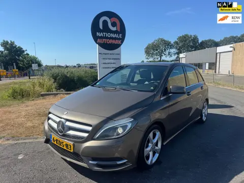 Mercedes-Benz B-klasse 2013 * 180 Ambition * Automaat * APk * Top staat !!