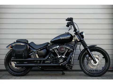 Harley Davidson 107 FXBB Softail Street bob 5HD Streetbob V&H