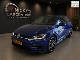 Volkswagen Golf 1.0 TSI Highline Business 3x R line