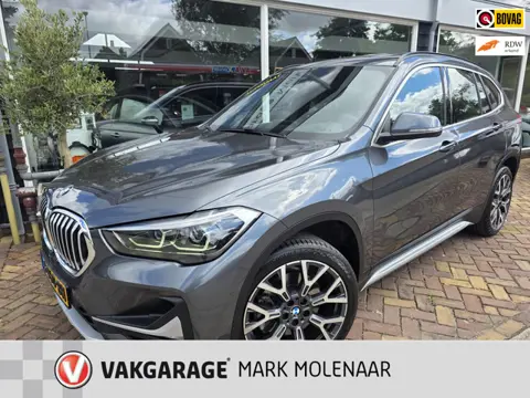 BMW X1 SDrive20i VDL Nedcar Edition,panaorama,leder,led,trekhaak