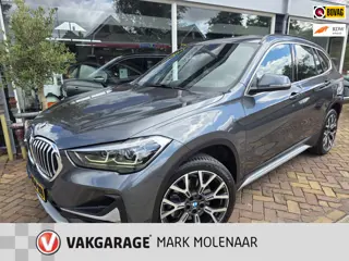 BMW X1 SDrive20i VDL Nedcar Edition,panaorama,leder,led,trekhaak