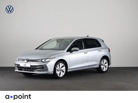 Volkswagen Golf Life Edition 1.5 eHybrid 204 PK | 17 "LM velgen | Stoel & Stuurverwarming | Camera |
