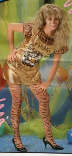 Tijgerjurk, in de maten 38 en 40.