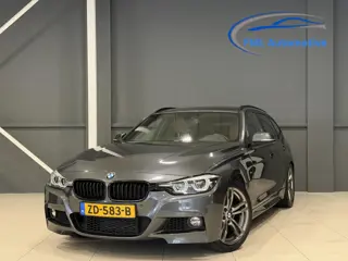 BMW 3-serie Touring 318i M Sport Edition | Trekhaak | M-Sport |