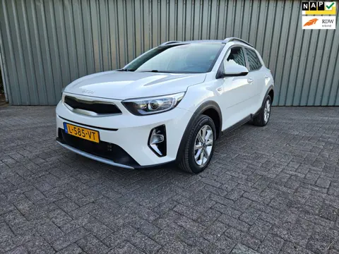 Kia Stonic 1.0 T-GDi MHEV DynamicLine Camera Airco Lmv