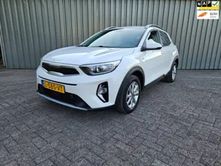 Kia Stonic 1.0 T-GDi MHEV DynamicLine Camera Airco Lmv
