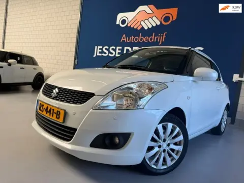 Suzuki Swift 1.2 Comfort EASSS /bj.2011 / kleur: wit / climate / navigatie / sportvelgen / pdc / APK