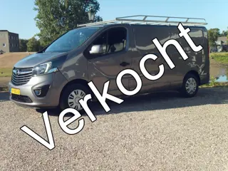 Opel Vivaro 1.6 CDTI L2H1 DC Edition EcoFlex - Airco - Navigatie - 6 Bak - 3 zits