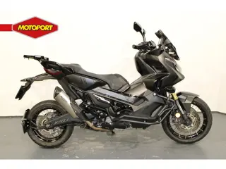 Honda X ADV 750 (bj 2018)