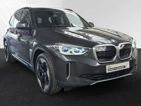 BMW iX3 80 kWh (210kW/286pk) ** LED, LEDER, PANO, TREKH, H&K SOUND,  20-inch LMV ** 1e EIG - Slechts
