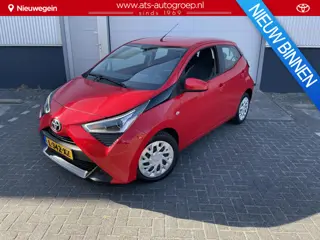 Toyota Aygo 1.0 VVT-i x-play | Rijklaar prijs | Apple/Android Navigatie | All-season banden | Org NL