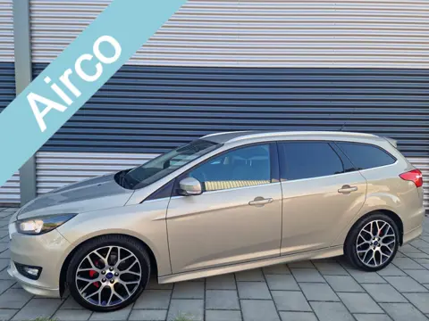 Ford FOCUS Wagon 1.0 Titanium Edition Topstaat, Climatronic, Navigatie ,Camera compleet dealer onder